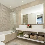 Διαμέρισμα Inf2.6f - Modern And Bright