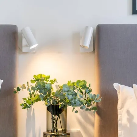 Inf2.6f - Modern And Bright * 에스테포나