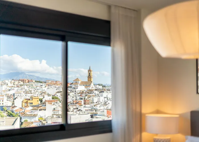 Inf2.6f - Modern And Bright Apartment Estepona