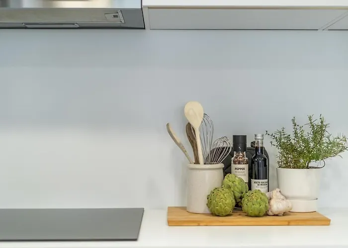 Inf2.6f - Modern And Bright Appartement