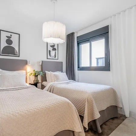 Inf26f - Modern And Bright * Estepona