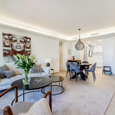 Inf26f - Modern And Bright Apartamento Estepona